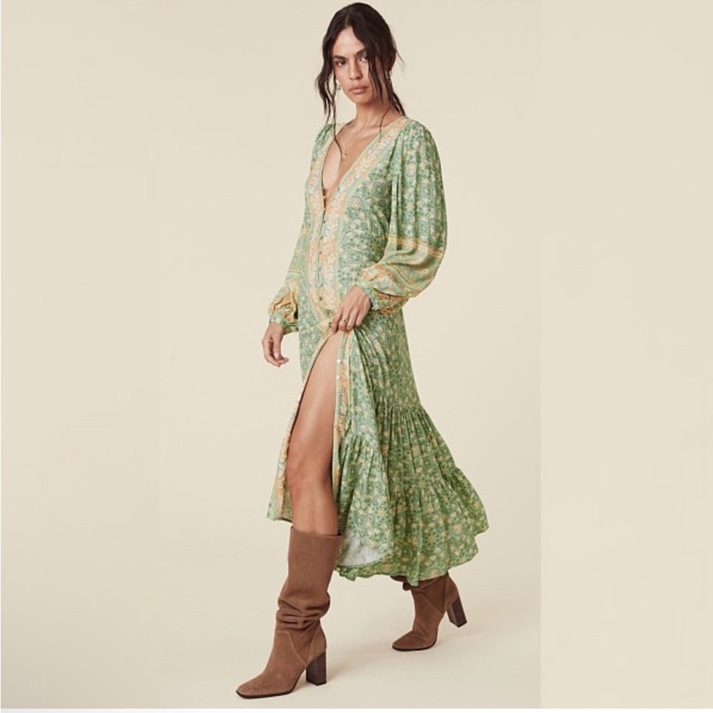 /traded/🦚 Spell: Madame Peacock Button Through Gown - Picture 13 of 16